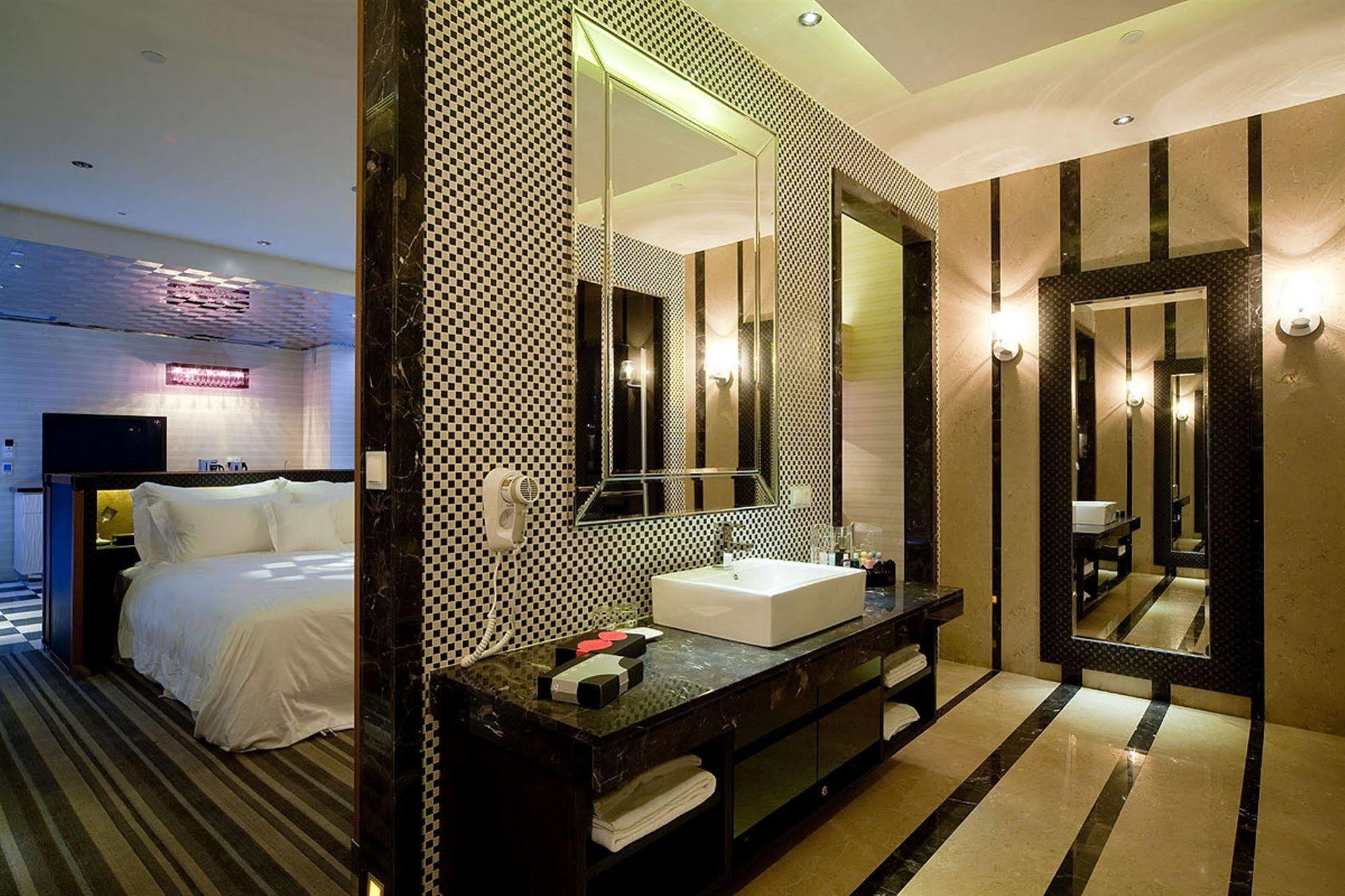 Wego Boutique Dazhi Motel Taipei Luaran gambar